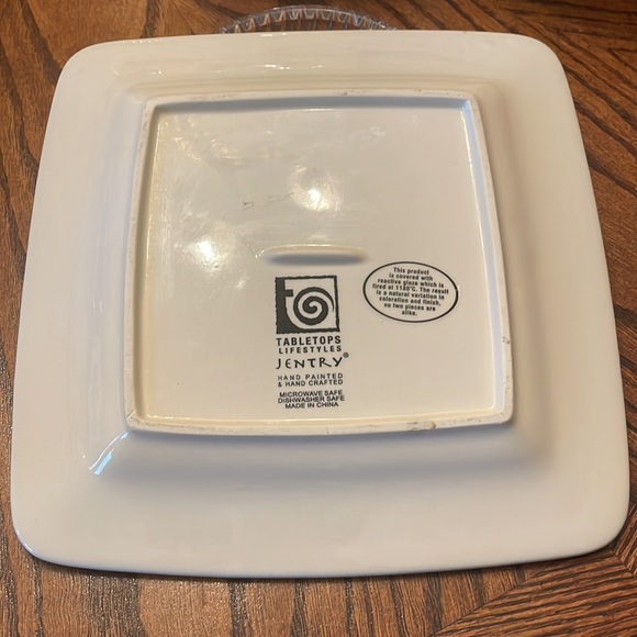 Tabletops Lifestyles Jentry Plate - Picture 2 of 3